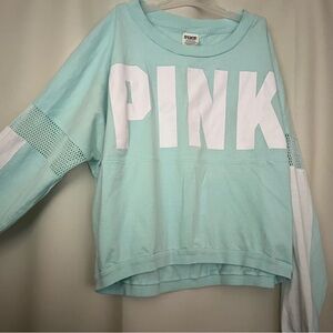 PINK
Size small
Teal